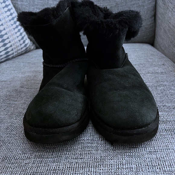 UGG Ankle Boots with Bow - 7 - Picture 4 of 6